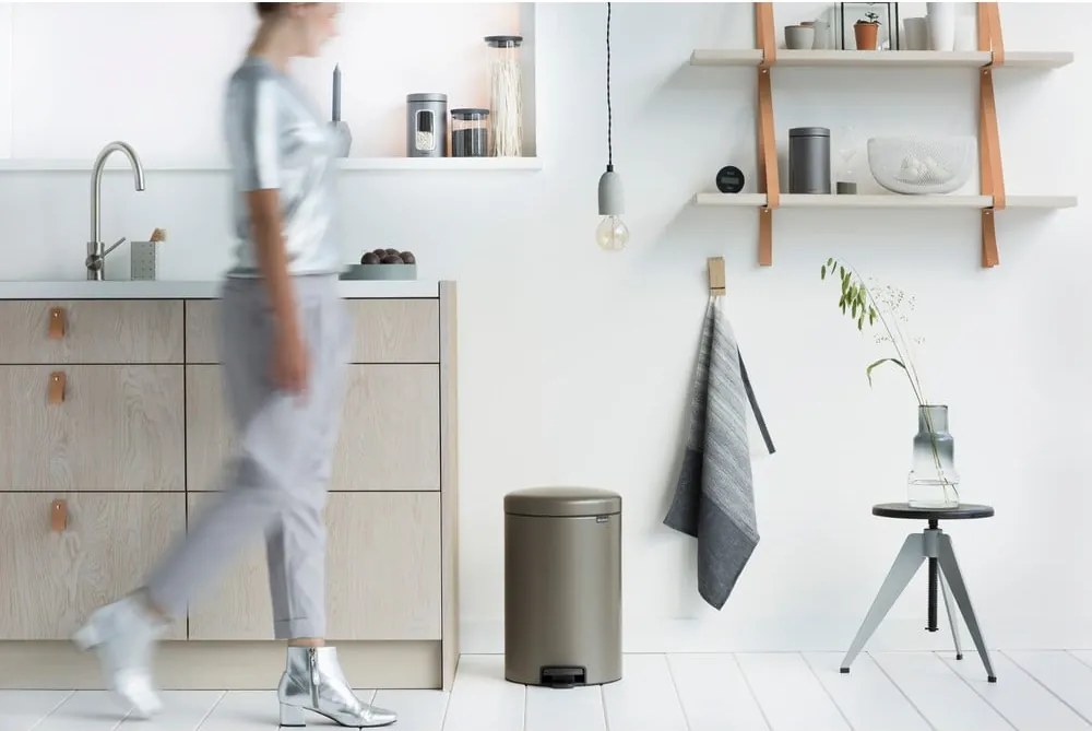 Cestino per la spazzatura grigio in acciaio con pedale 20 l NewIcon – Brabantia