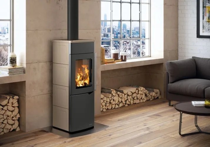 Palazzetti Eva S Stufa A Legna ad aria 8kw con porta verticale automatica in Ceramica Caffellatte