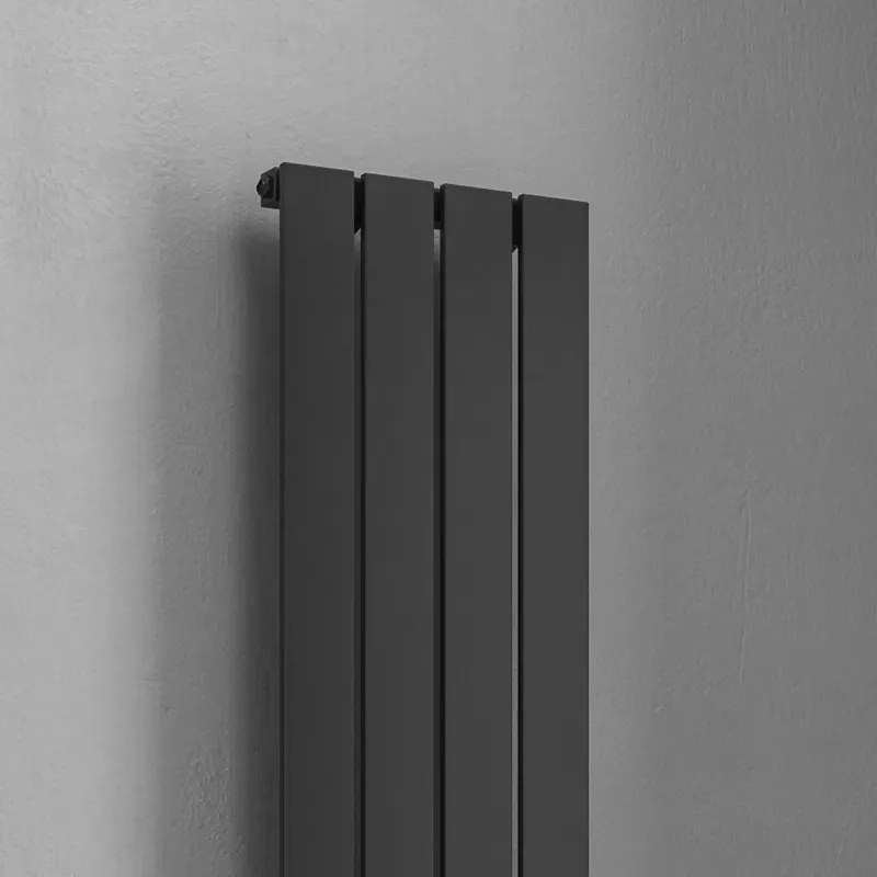 Termoarredo scadasalviete 1800x310cm nero opaco Kam-370N - KAMALU