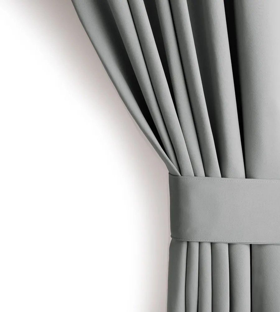 Tenda termoisolante/parzialmente oscurante grigia 140x245 cm Kierra – Restilo