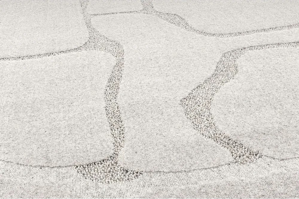 Tappeto rotondo in lana grigio chiaro ø 133 cm Morphic Organica - Agnella