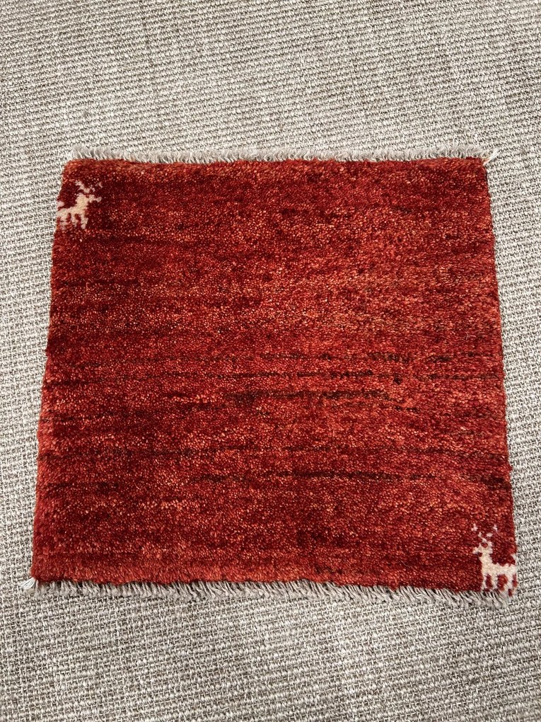 Gabbeh Tappeto persiano 40 x 40 Rosso (Iran) Annodato A Mano