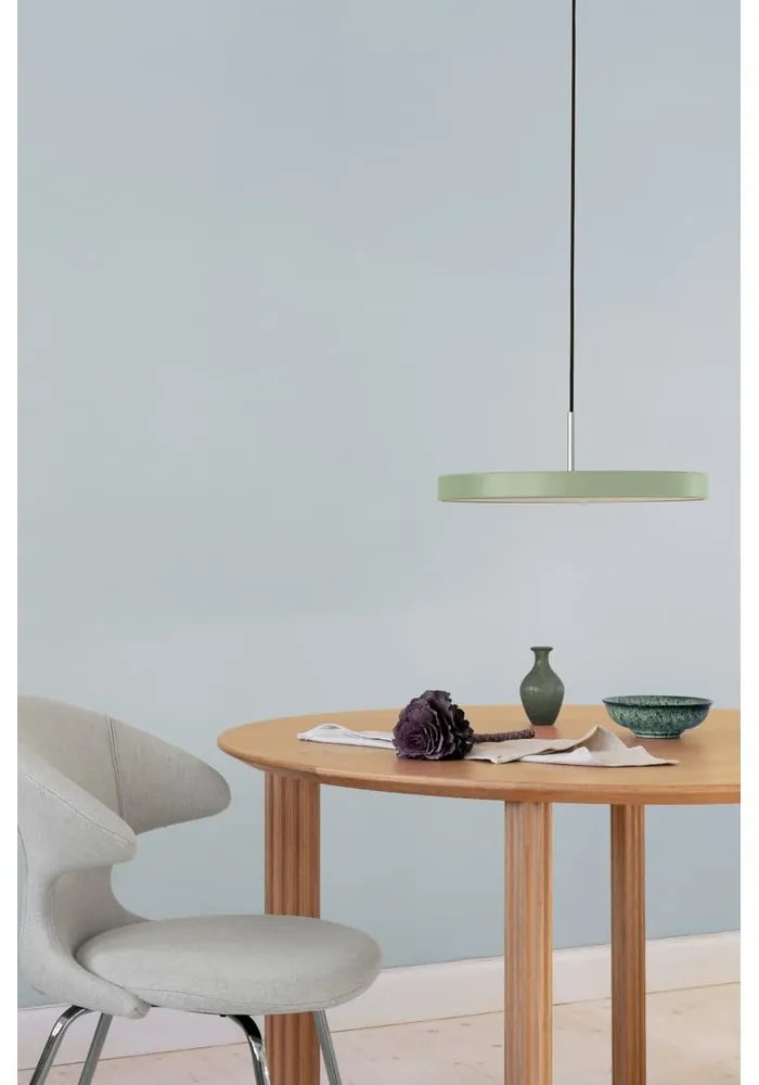 Lampada a sospensione LED verde chiaro con paralume in metallo ø 43 cm Asteria Medium - UMAGE