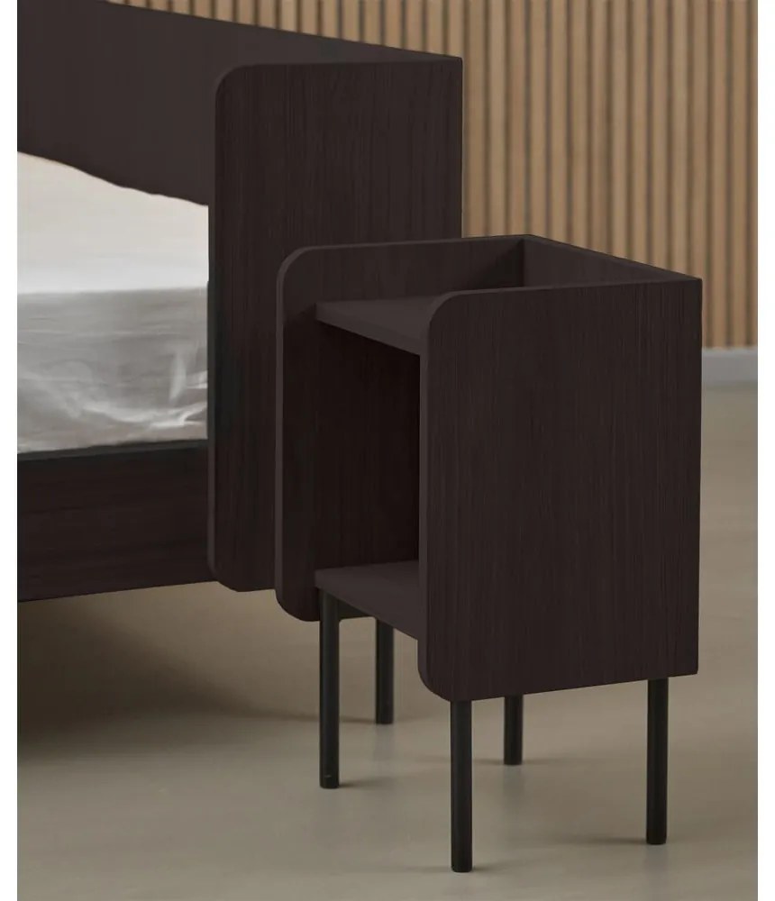 Comodino nero in rovere con ripiani Wrap - Bonami Selection