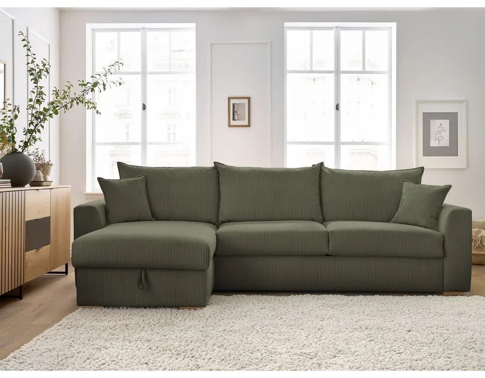 Divano angolare verde allungabile (con composizione variabile) con rivestimento in velluto a coste Augustin – Bobochic Paris