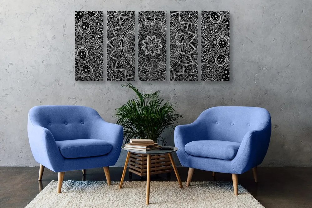 Quadri 5 pezzi – Mandala orientale in bianco e nero