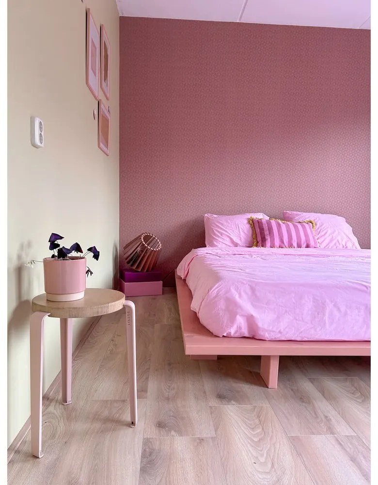 Letto matrimoniale rosa chiaro in legno di pino con griglia 140x200 cm Japan - Karup Design