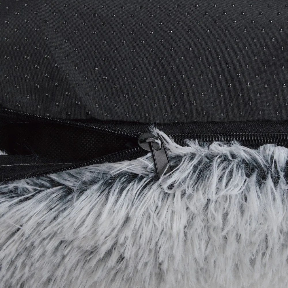 Cuccia bianca per cane 80x60 cm Fluffy Heather – Love Story