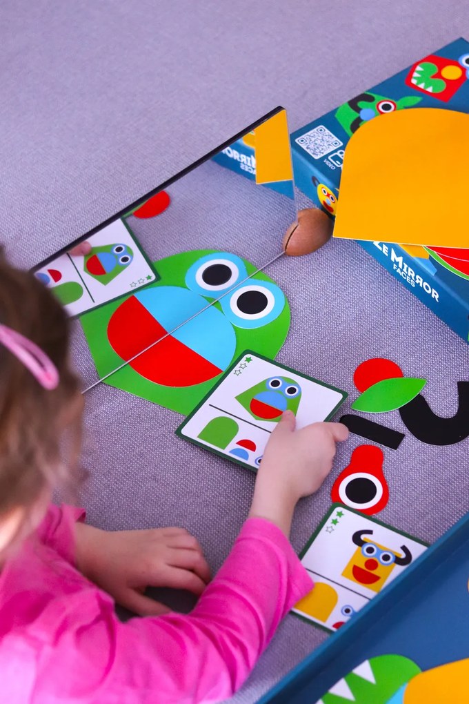 Ze Mirror - gioco con il riflesso - facce