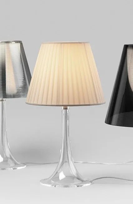 Flos Miss K Lampada da tavolo 43 cm a luce diffusa con paralume in Tessuto