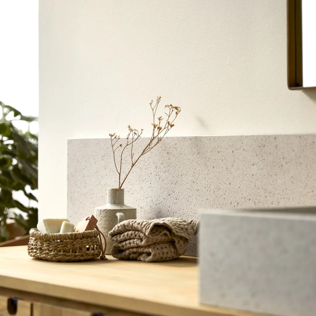 Tikamoon - Pannello paraschizzi Ava in battuto di terrazzo premium white 80 cm