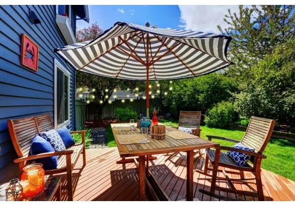 Grundig - Catena solare dimmerabile 50 LED/8 funzioni 9,35m bianco caldo + DO