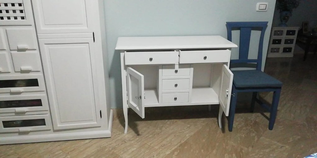 Credenza Touliper classica in legno bianco