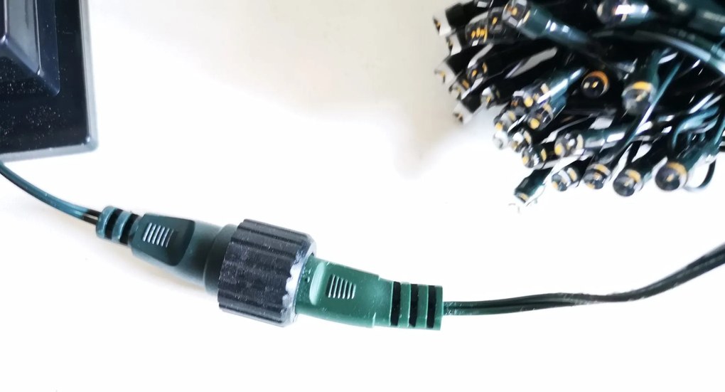 Catena di luci per esterno energia solare 20 metri Bianco Freddo