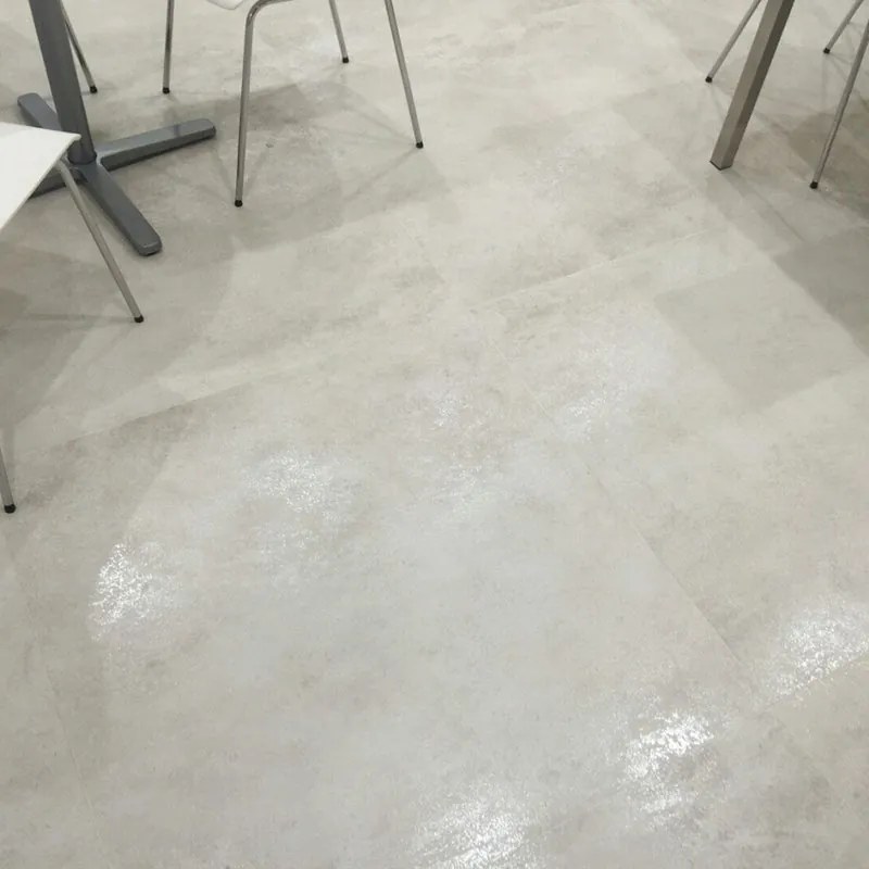 Piastrella da pavimento e rivestimento interno in gres porcellanato 100 x 100 cm rettificato beige lucido Oxido Marfil R9 traffico intenso (pei 4/5) Sp. 3.5 mm