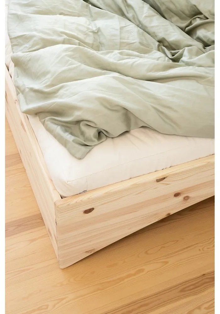 Letto matrimoniale di colore naturale in pino massiccio senza testiera 140x200 cm Orbit – Karup Design