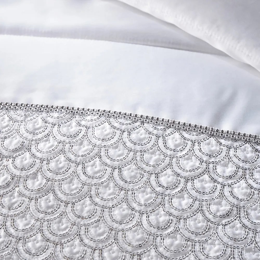 Copriletto trapuntato bianco in micro raso 240x260 cm Deco Sequin - Catherine Lansfield