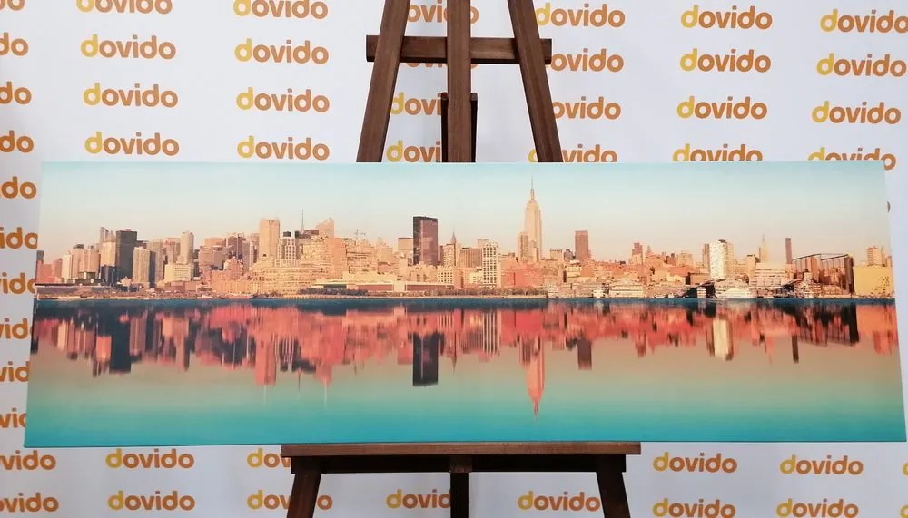 Stampa su tela – Incantevole New York riflesso nell'acqua