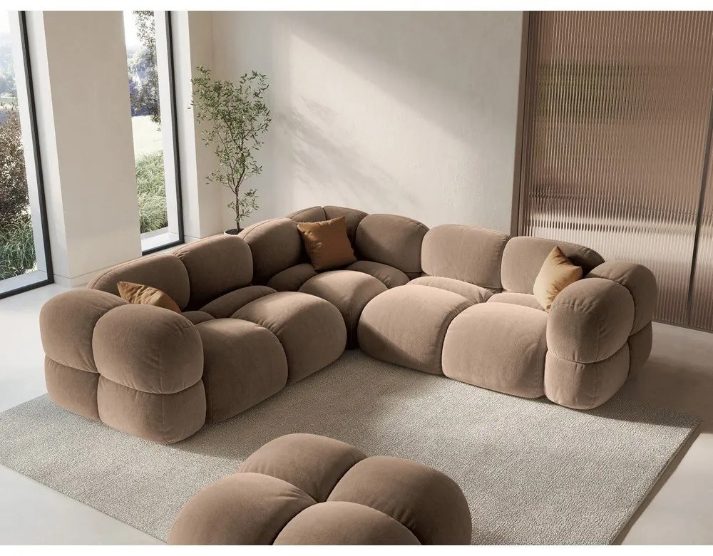 Divano angolare marrone con rivestimento in velluto Loretto – Cosmopolitan Design