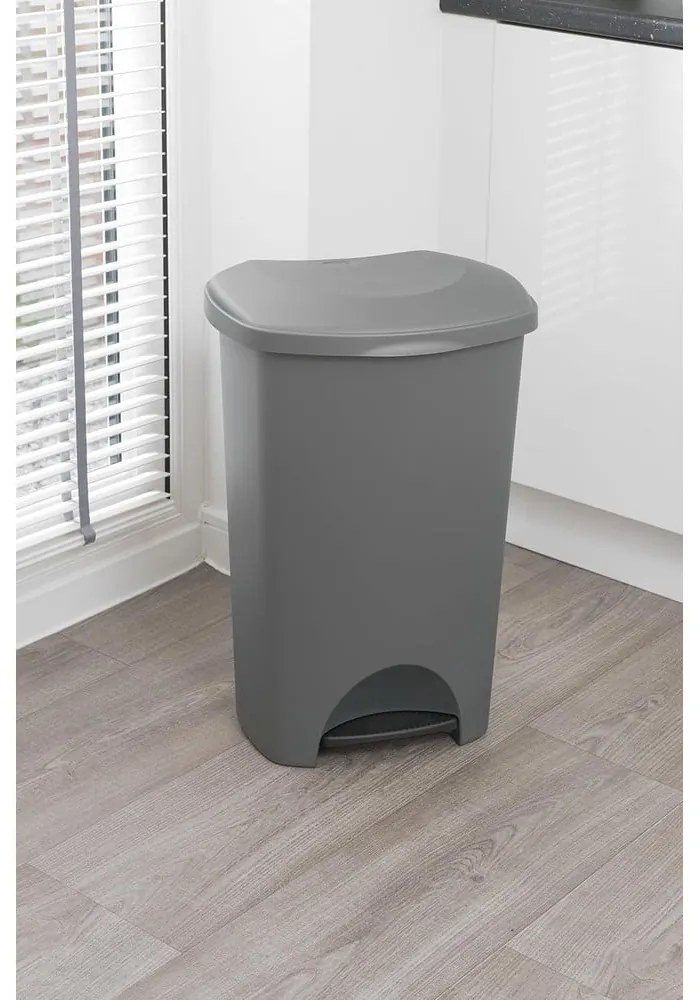 Bidone a pedale in plastica nera 50 l - Addis