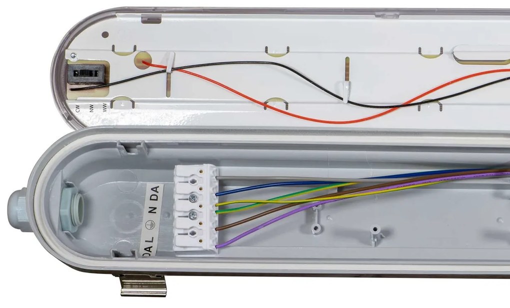 Plafoniera LED 150cm 55W IP66 CCT 8.800lm 160lm/W - con driver Osram Optotronic - Dimmerabile DALI Colore Bianco Variabile CCT