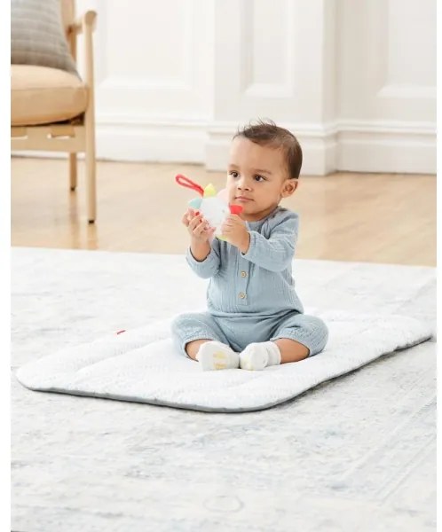 Skip Hop - Coperta per bambini per giocare con il trapezio di legno Fodera CLOUD