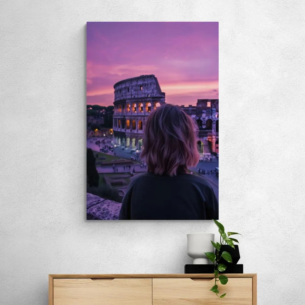 Quadro su tela – Donna con vista sul Colosseo