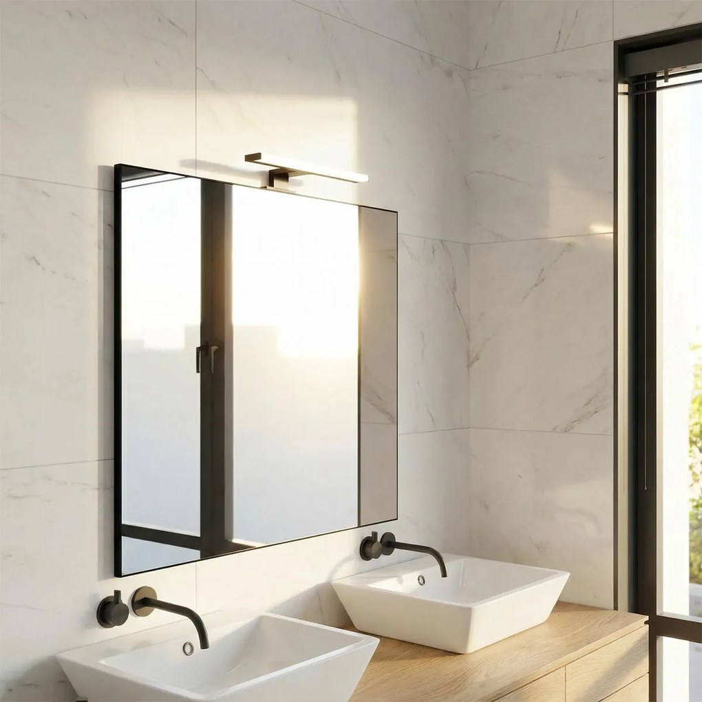 Lampada LED da Specchio 35cm 4W Bidirezione Nera IP44 Tripla Installazione Colore Bianco Naturale 4.000K