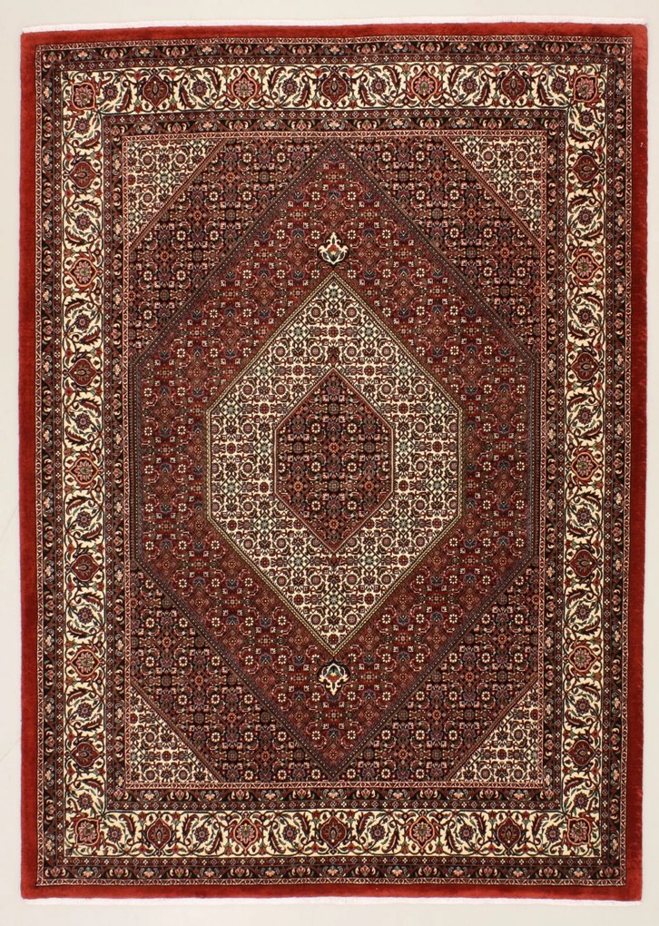 Bidjar Tappeto 180x240 (Iran) Annodato A Mano