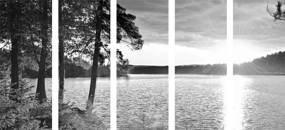Quadri 5 pezzi – Tramonto sul lago in bianco e nero