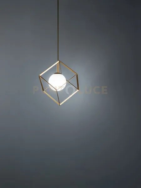 Sospensione in metallo verniciato oro cube 15 x 15cm 1 luce attacco g9
