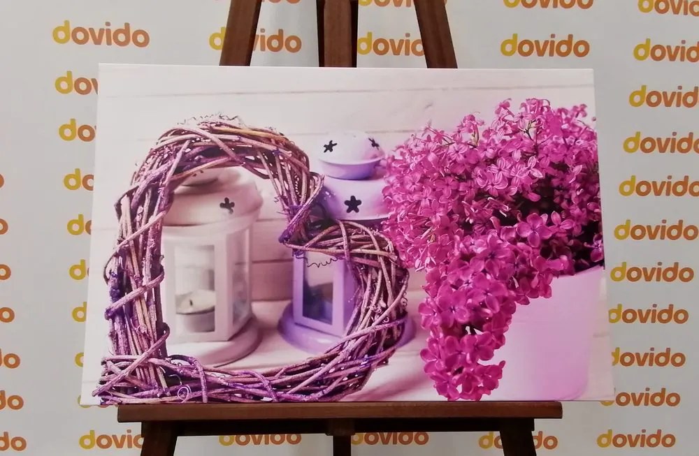 Quadro su tela – Cuore di vimini con lanterne e lilla