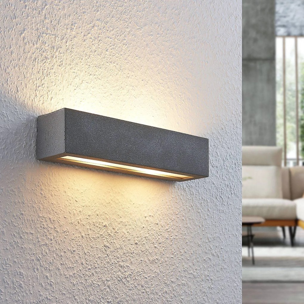 Lindby Nellie applique LED, cemento, larga 35,3 cm