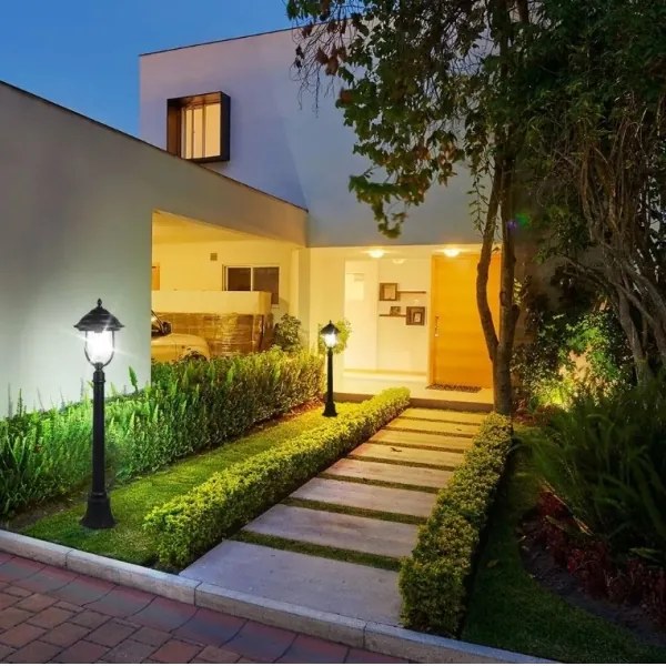 Lampada da esterno 1xE27/60W/230V 111 cm IP44