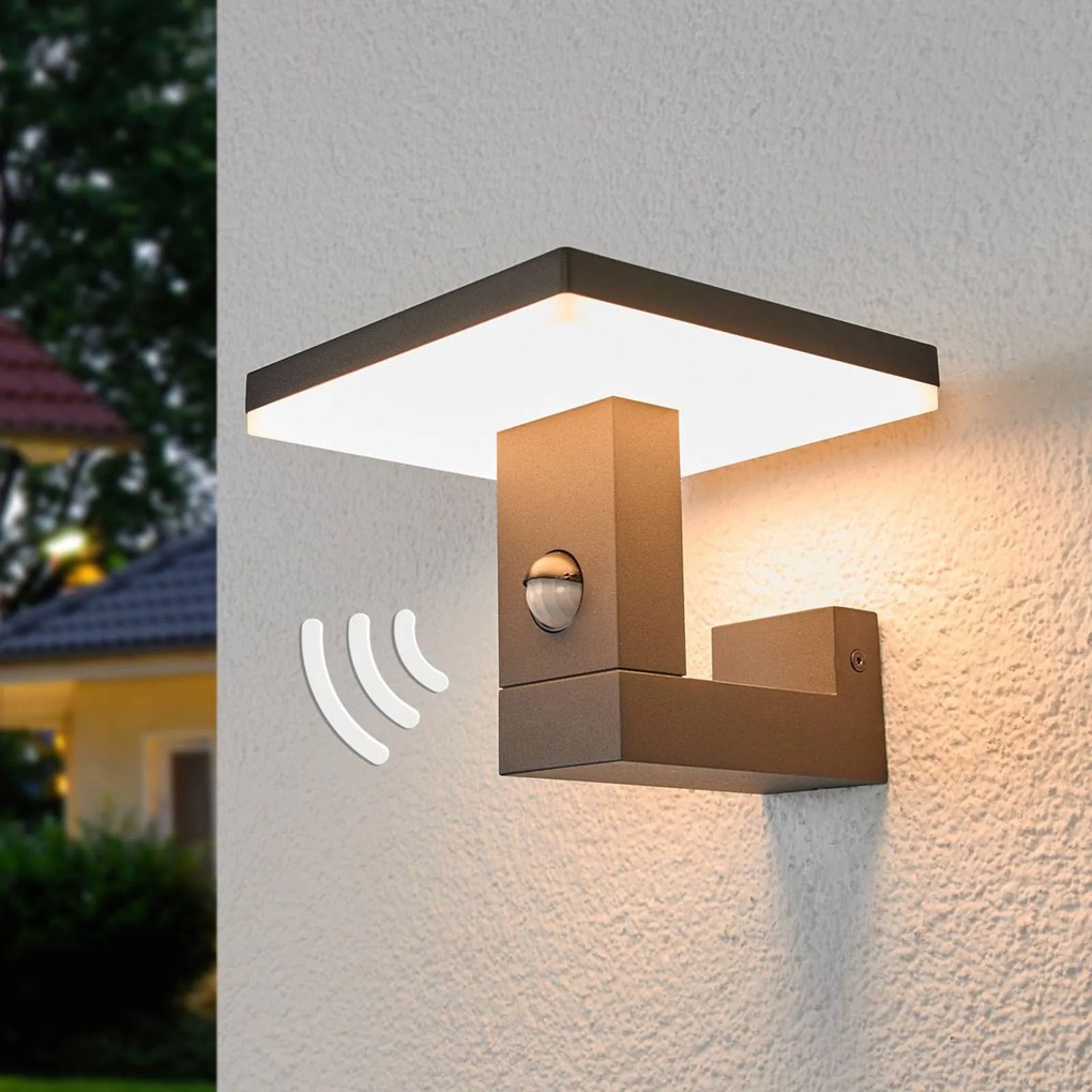 Lucande Applique da esterni LED Olesia, 15 cm, sensore, IP54 Olesia, Nero, Alluminio, Moderno
