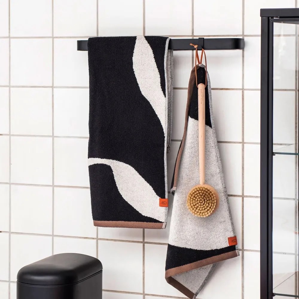 Asciugamano in cotone biologico bianco e nero 70x133 cm Nova Arte - Mette Ditmer Denmark