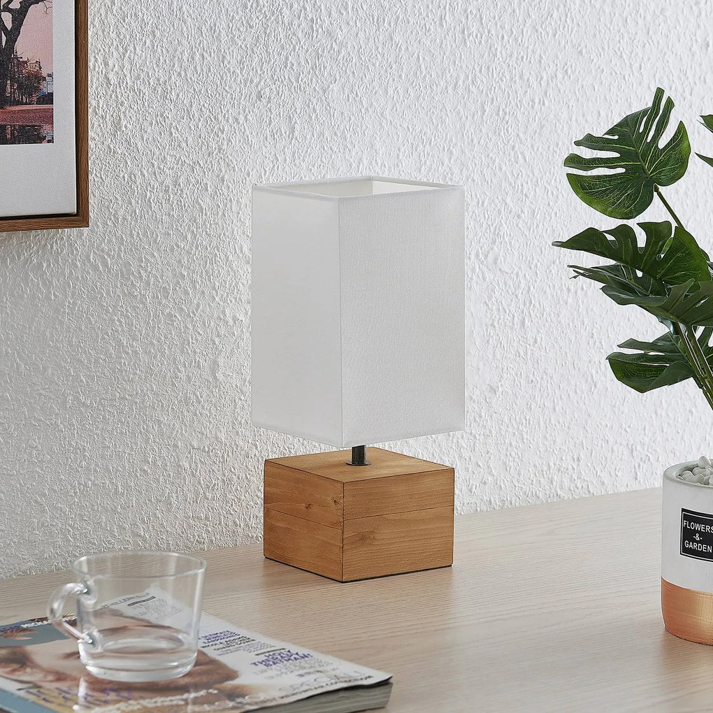 Lindby Arbin lampada da tavolo base legno quadrata