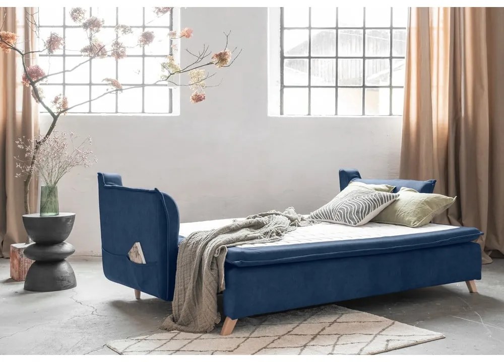 Divano in velluto blu scuro 225 cm Charming Charlie - Miuform