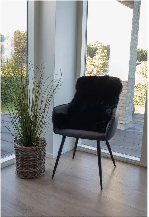 Černá ovčí kožešina House Nordic