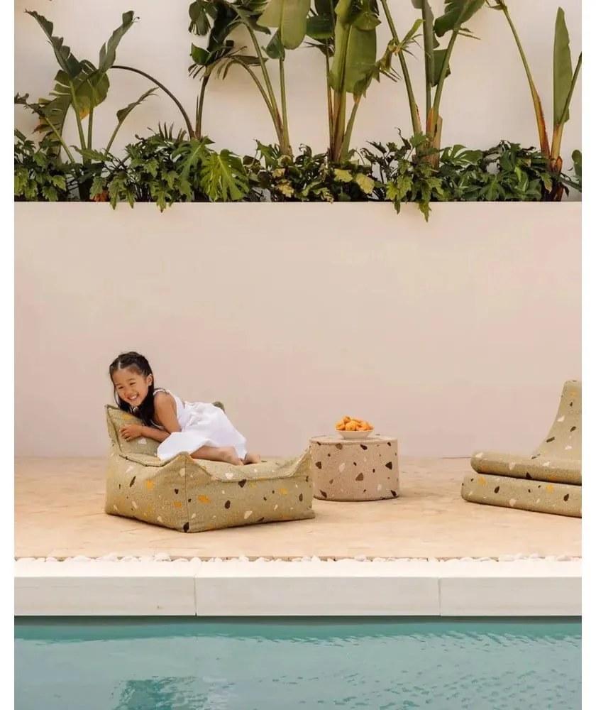 Pouf per bambini marrone chiaro con rivestimento in bouclé e ciniglia Terrazzo – Wigiwama