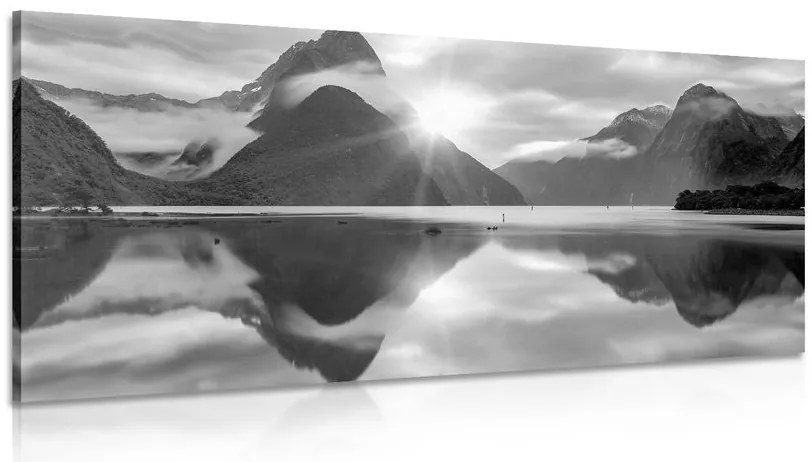 Quadro su tela – Milford Sound all'alba in bianco e nero