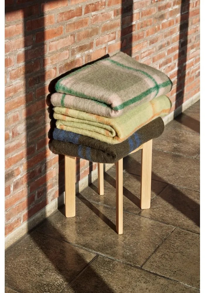 Sgabello in legno di quercia Always - Hübsch