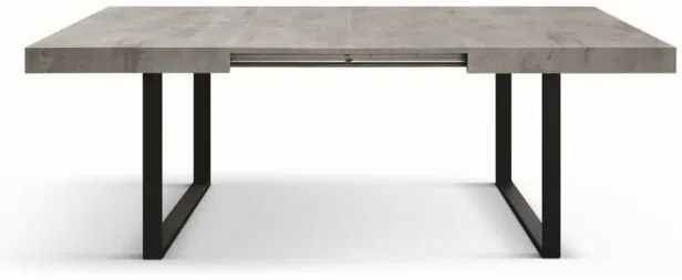 Tavolo CINQUALE in legno, finitura grigio cemento con gambe in metallo antracite, allungabile 160×90 cm – 240×90 cm