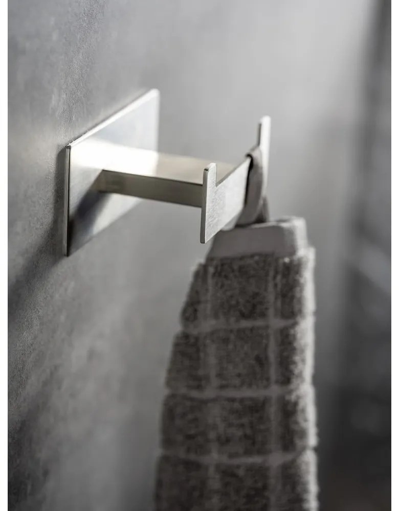 Gancio senza foratura color argento opaco in acciaio inox Genova – Wenko