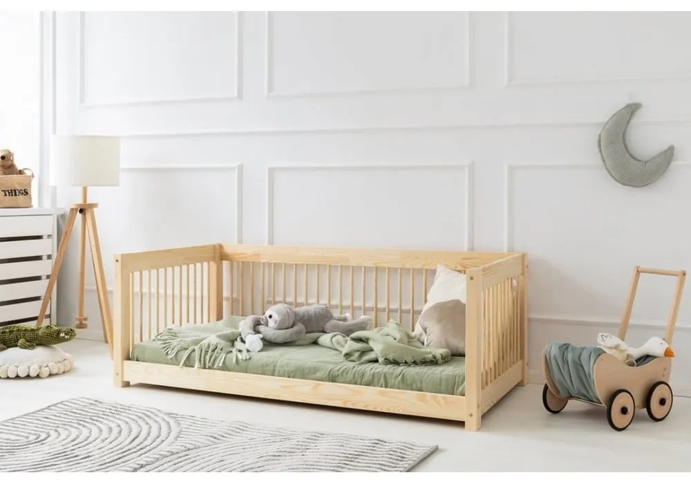 Letto per bambini in legno di pino in colore naturale 90x180 cm Mila CWW - Adeko