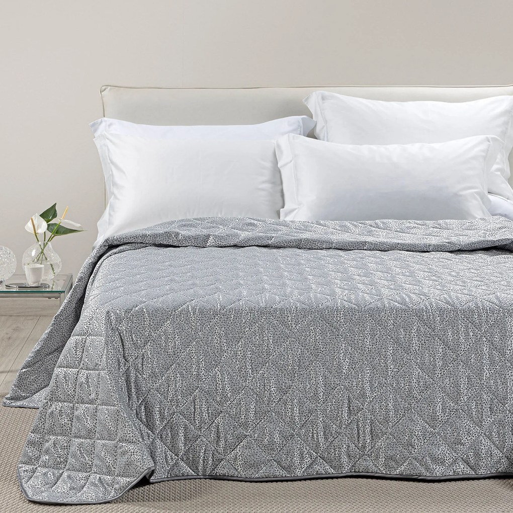 Copriletto Trapuntato in Raso Jacquard Perleè Matrimoniale