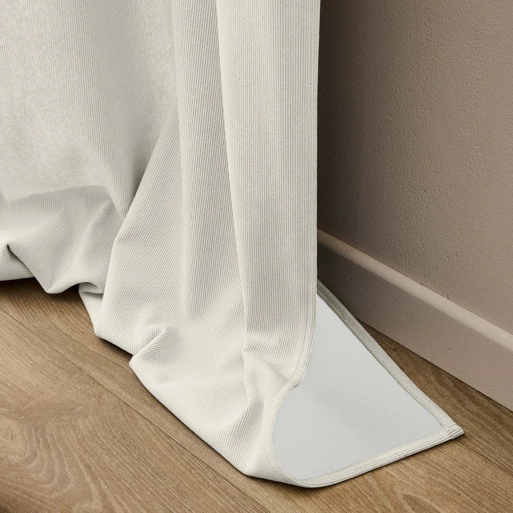 Tenda termoisolante beige in velluto a coste 140x260 cm Madison – douceur d'intérieur