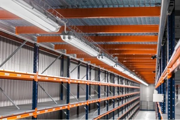 Apparecchio fluorescente tecnico LED T8, 2x G13, 10W, 230V, 6000K, 60 cm, IP65, bianco