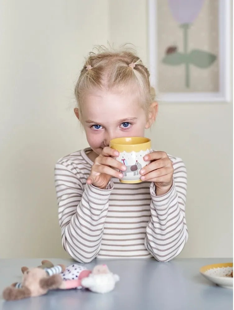 Tazza per bambini gialla e color crema in gres 150 ml Celebrate – Bloomingville Mini