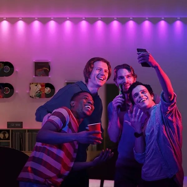 Govee - RGBIC LED Faretti a stringa 5m Wi-Fi